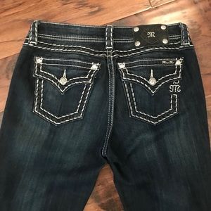 Like NEW Miss Me Jeans size 29!